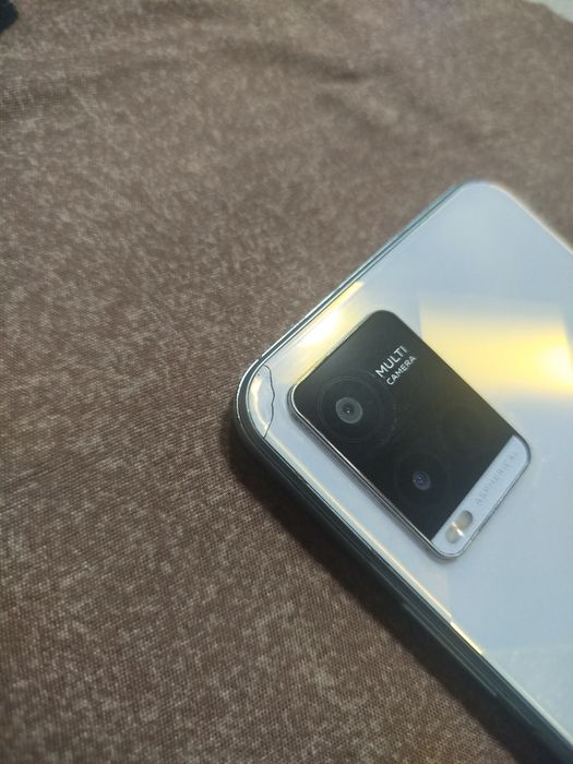 Смартфон Vivo Y36