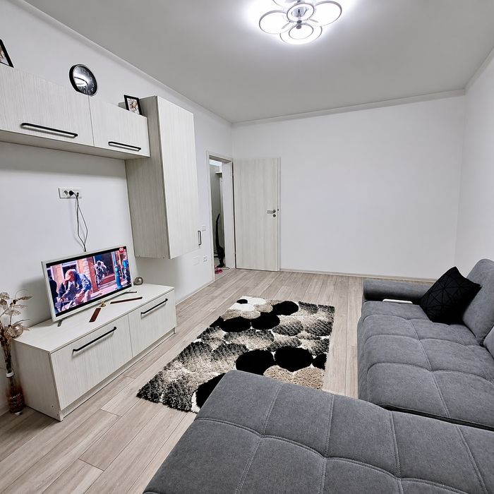 Închiriez apartament 3 camere Berceni