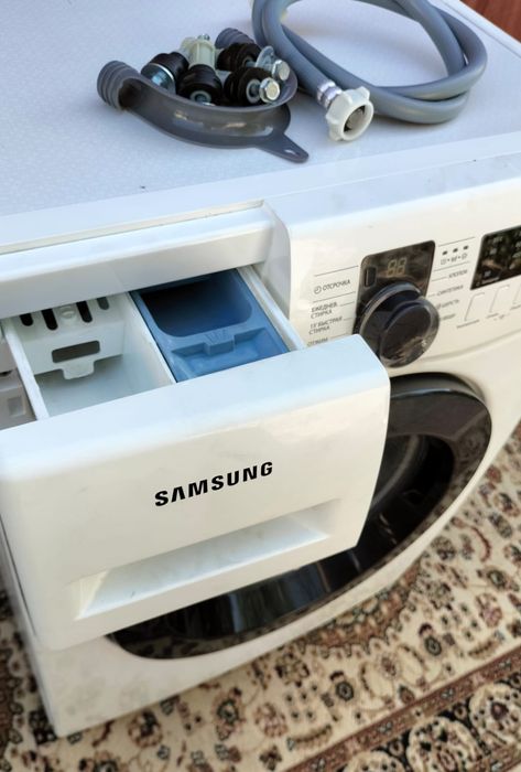 Срочно Samsung 6kg. 1200ob.