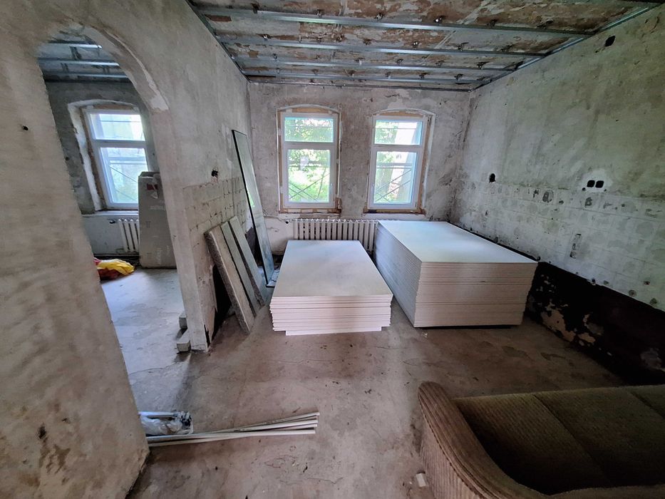 Къща в Германия,  Саксония в близост до гр. Кемниц