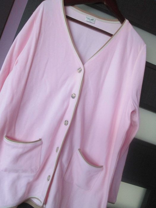 bluza roz cu buzunare   48