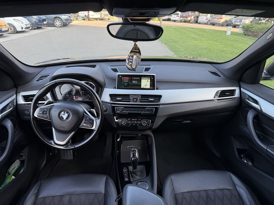///BMW X1 *X-DRIVE* facelift*panoramic///