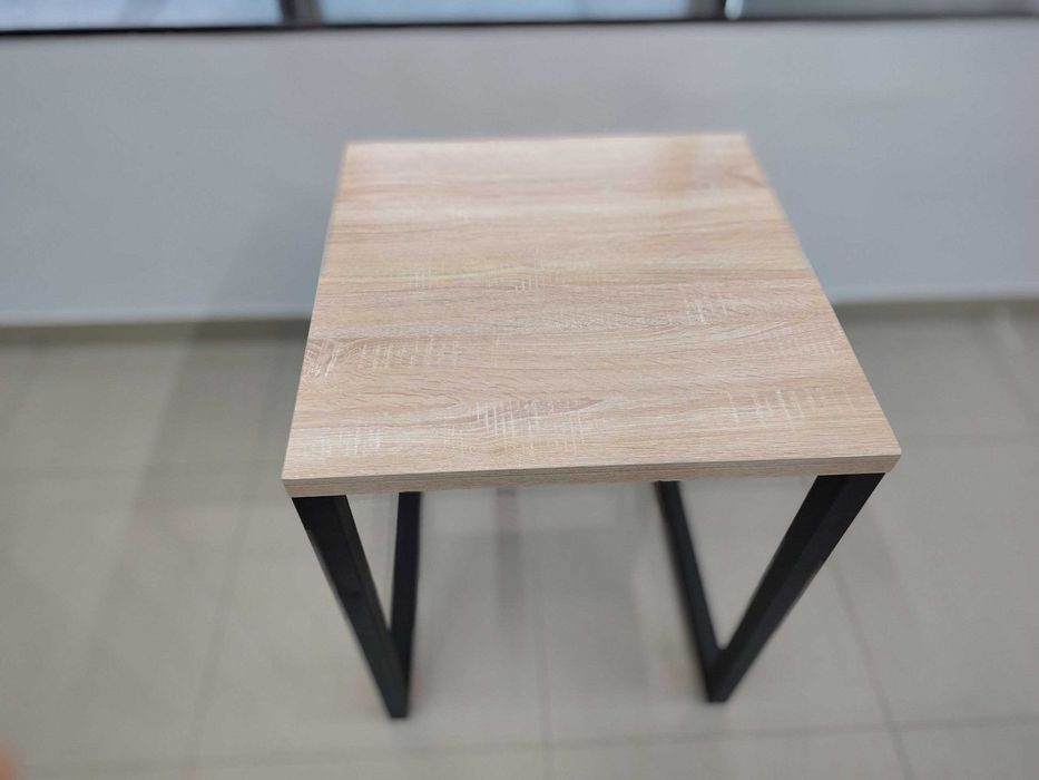 Bir o'rinli ofis stollar "Skidkada" sotib yuboriladi (Одинарные столы)