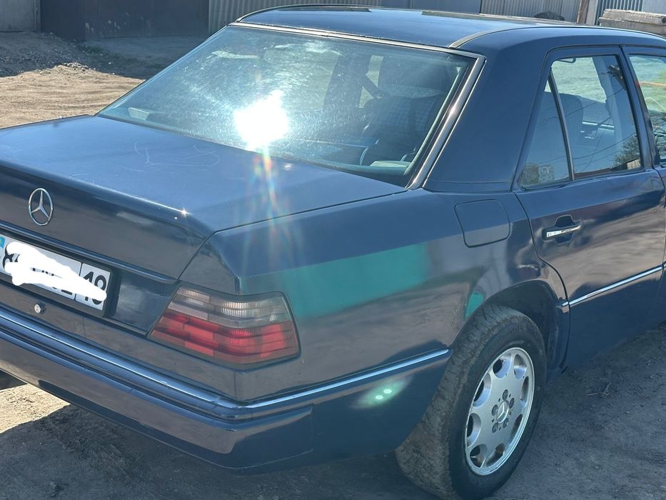 Продам Мерседес W124