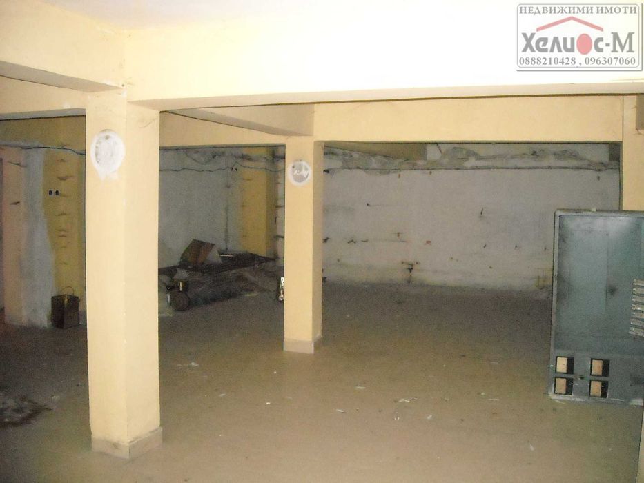 Дава се под наем Заведение в Монтана, Идеален център - 460 кв.м за 99450 € - Снимка #2