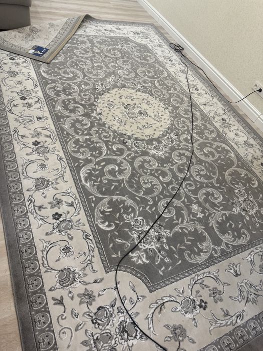 Шелковый Ковер в идеальном состоянии