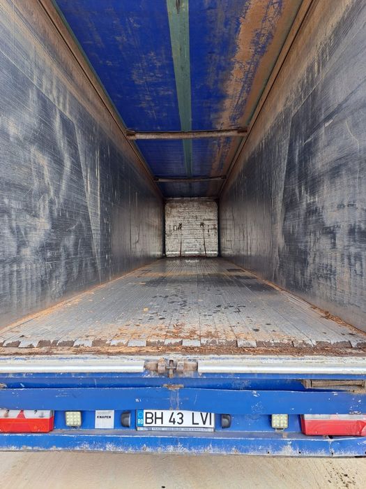 Transport cu semiremorca trailer sau walking floor marfa vrac busteni