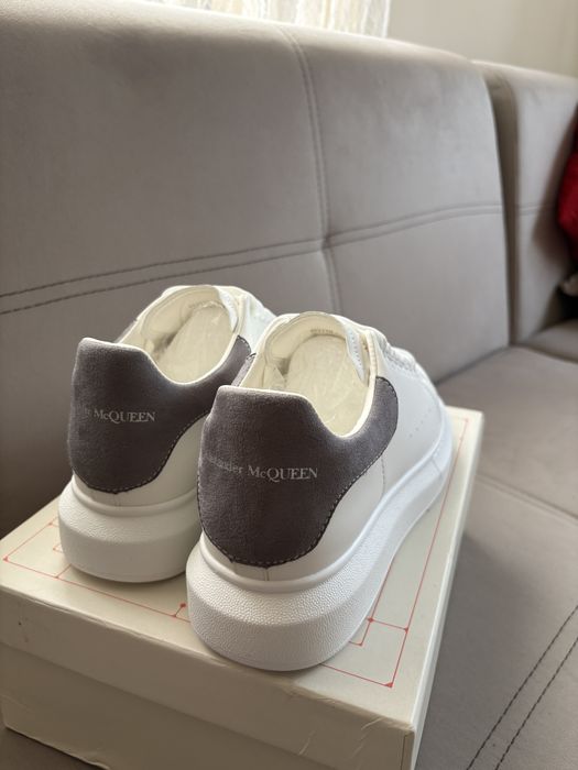 Alexander Mcqueen 42