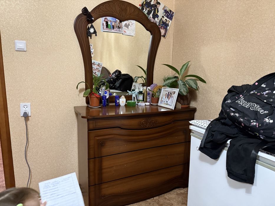 Спальный гарнитур