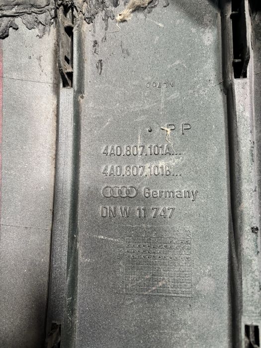 Ауди 100 с4 Audi бампер