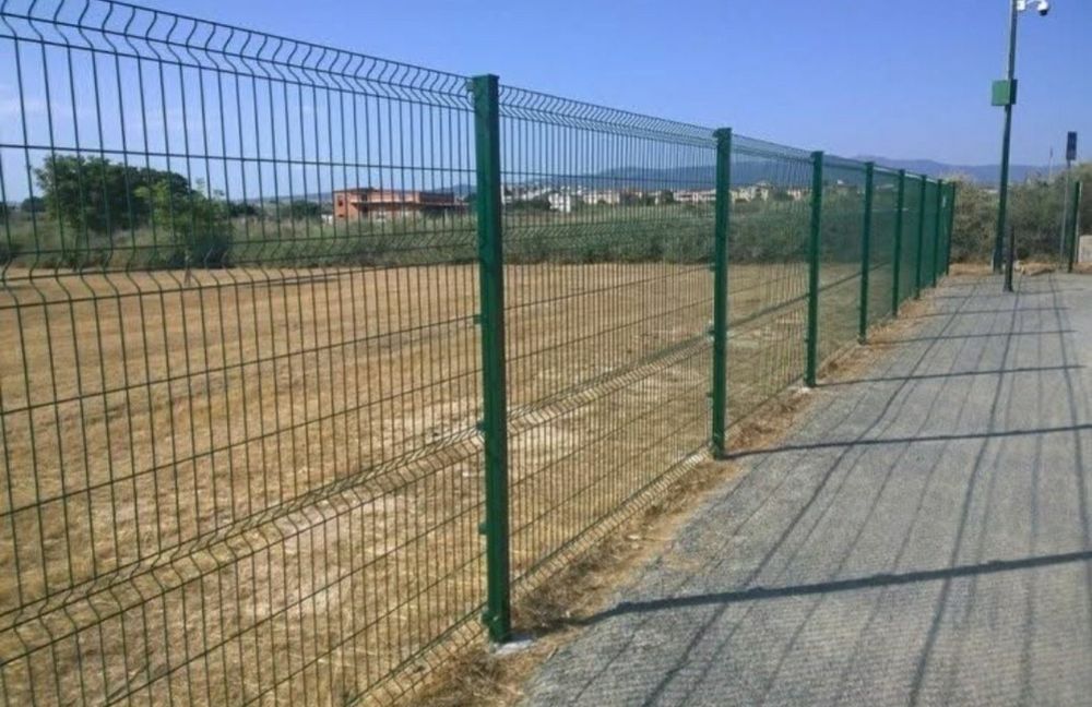 Vand garduri din plasa bordurata