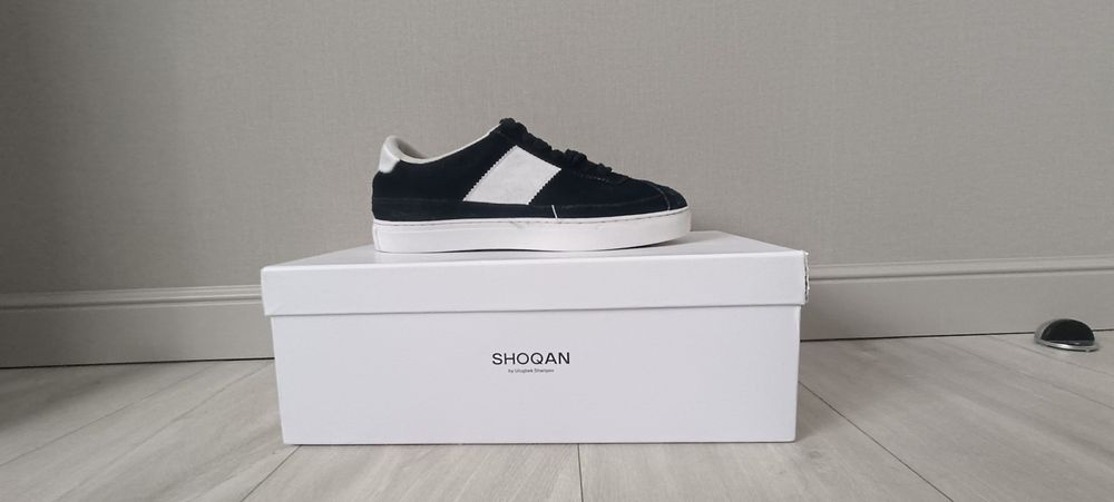 Кеды от бренда SHOQAN