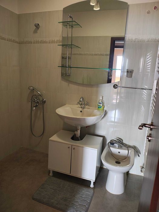 Тристаен имот в кв.Младост 1