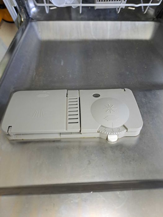 Съдомиялна за вграждане 45 см Беко-Beko Dis 5830.