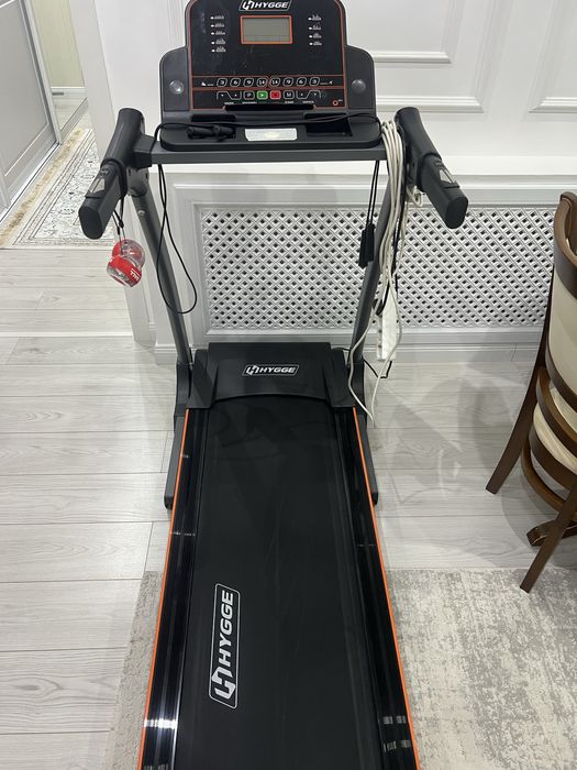 Беговая дорожка срочно 150.000 тг без торга пользовались пол года