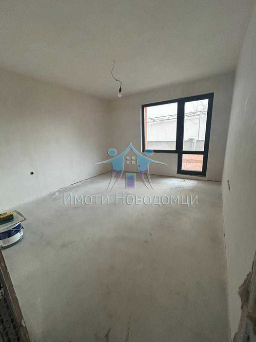 Продава се Тристаен апартамент в Шумен, Пазара - 96 кв.м за 1375 €/кв.м - Снимка #4