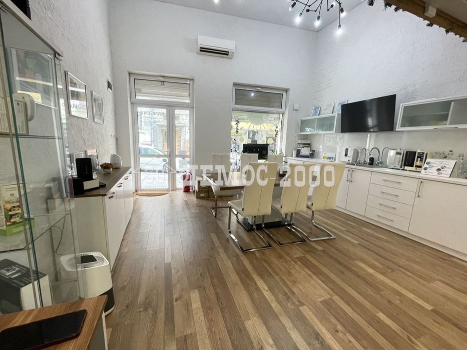 Продава се Магазин в Варна, Център - 40 кв.м за 5250 €/кв.м - Снимка #1