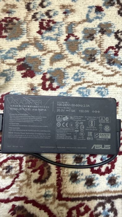 Оригинал зарядное устройство Asus 150W