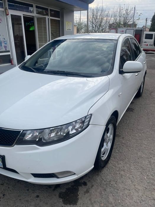kia cerato 2008 ideal