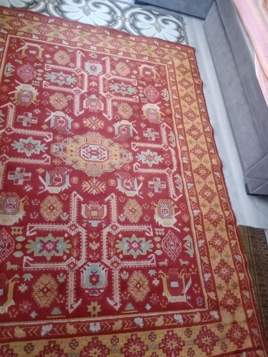 Шерстянной ковёр советских времен