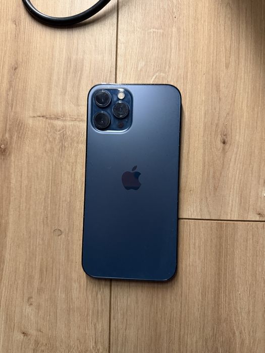 Vând iphone 12 pro max