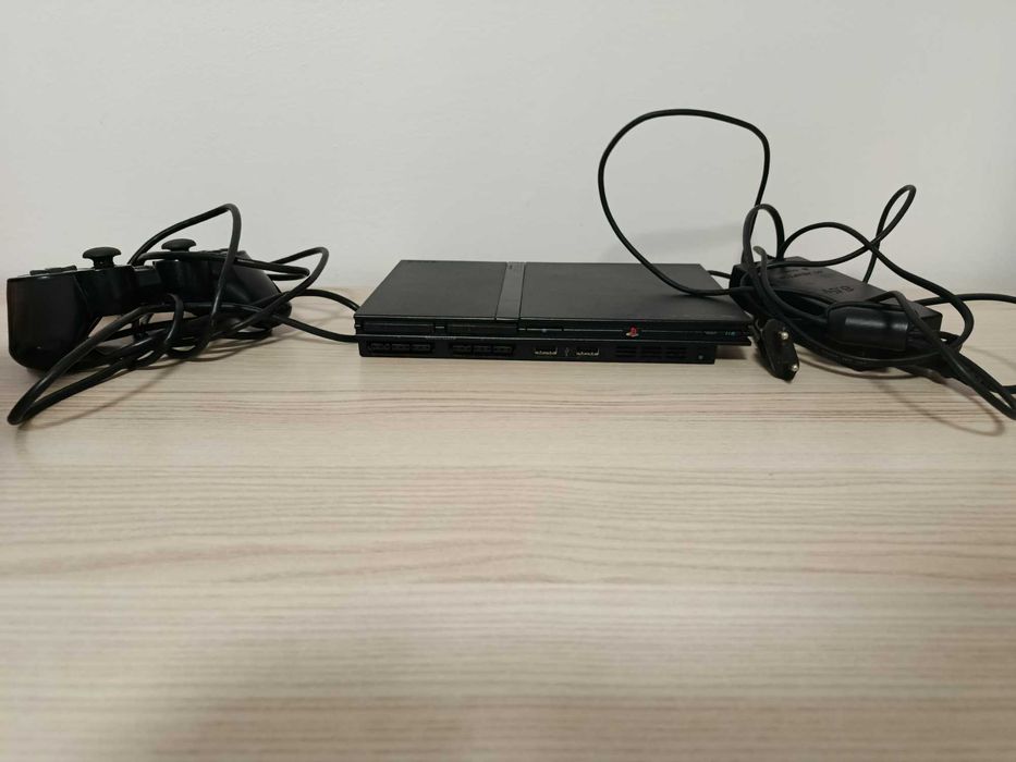 Consolă PlayStation 2 ( preț negociabil)