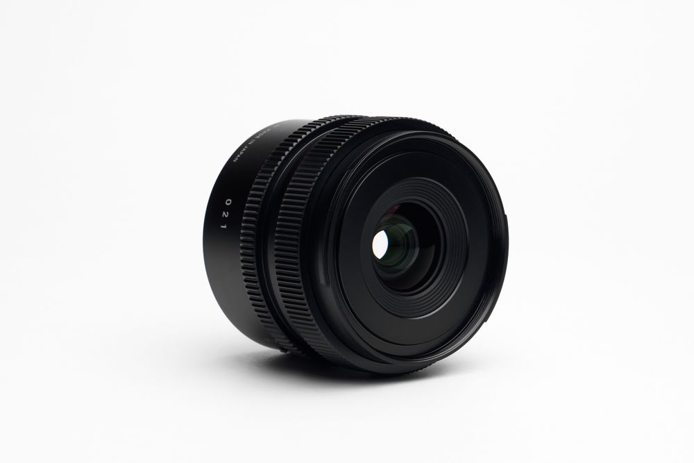 Объектив Sigma 24mm f/3.5 DG DN Sony E