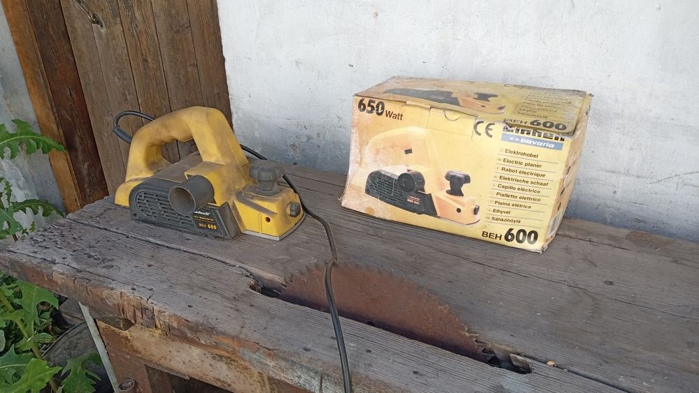 Циркулярка - пилорама  +  электрорубанок Einhell beh 600 в подарок