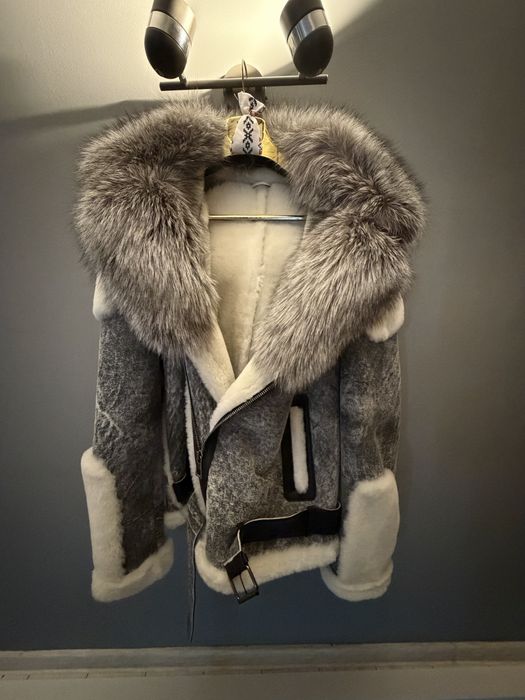 Haină de blană naturală de miel și vulpe de la Carolina Design