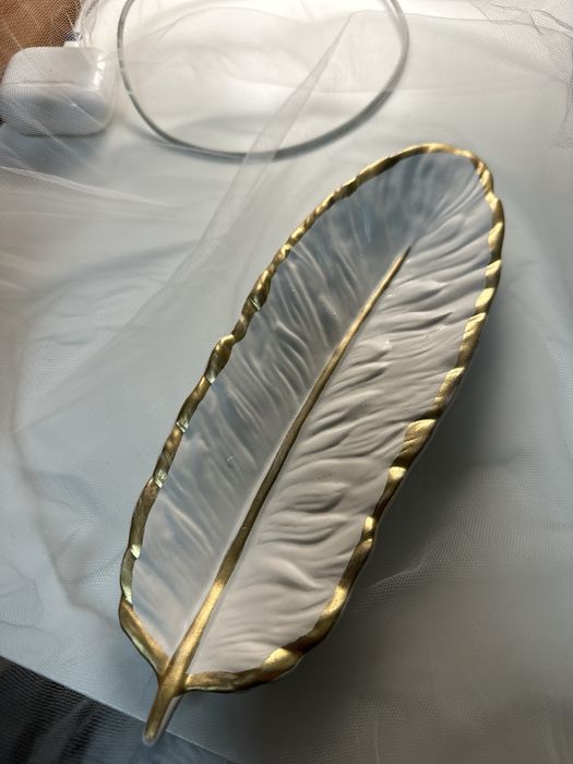 Продаю декор для дома из гипса, перья