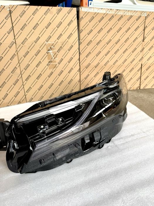 Передние фары Европа Camry 80 Камри 80