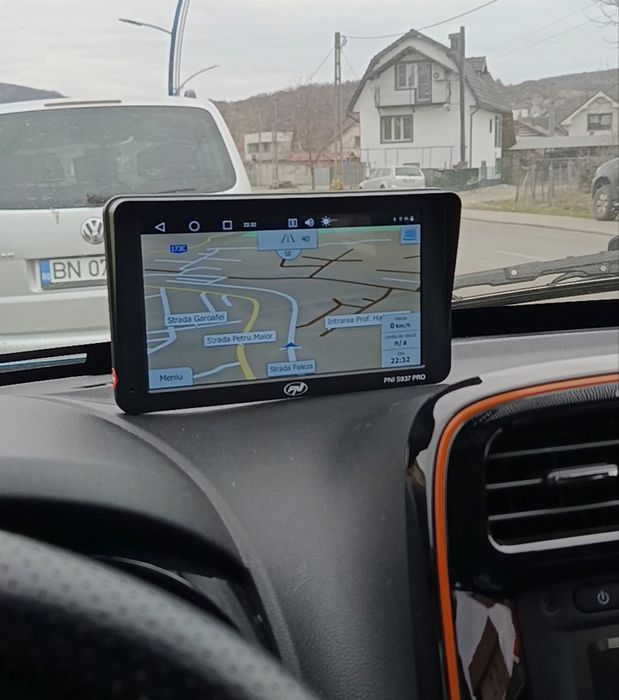 GPS-ul TANC mic- cu android PNI S937 PRO+ecran 7" - livetrafic-4 gb ram-64 gb memorie