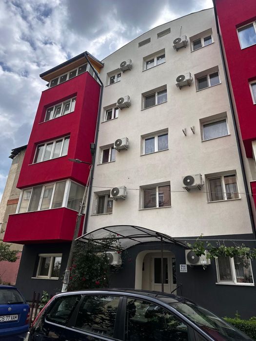 Apartament 3 camere
