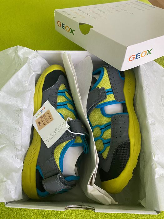 Детски сандали Geox