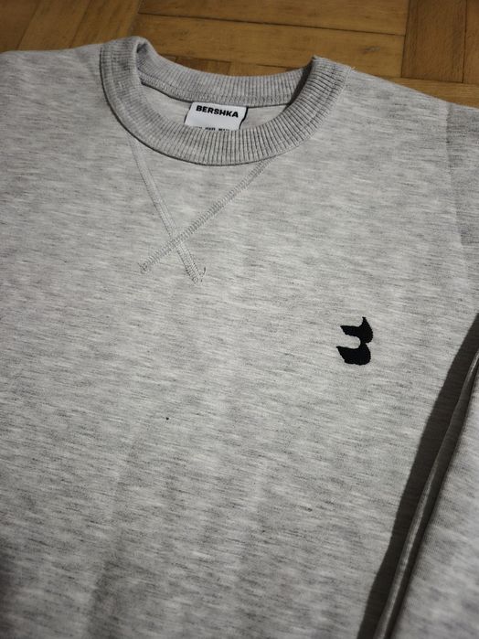 Articol Premium Bershka, Oversized Fit, Streetwear Style, Damă - XS