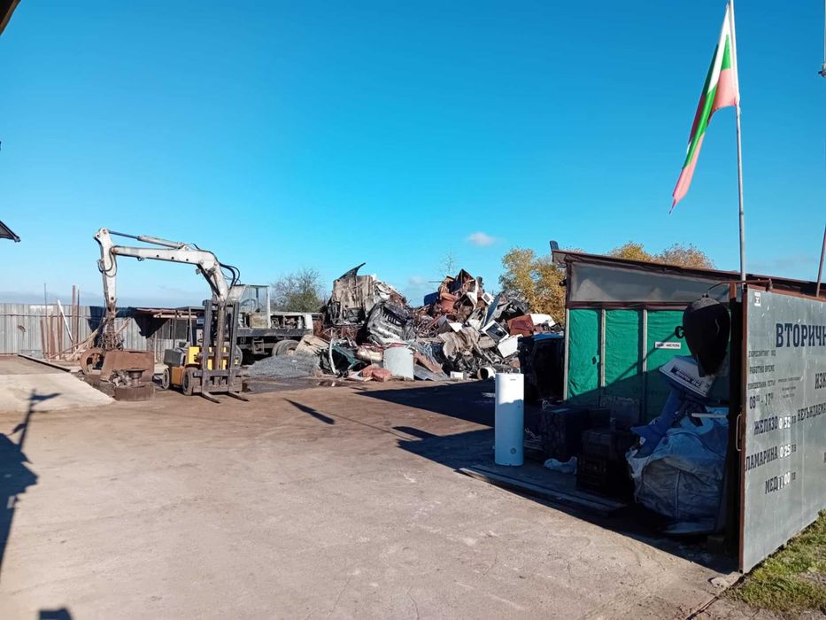 Продава се Промишлена сграда в с. Старо Оряхово, Област Варна - 768 кв.м за 196 €/кв.м - Снимка #5