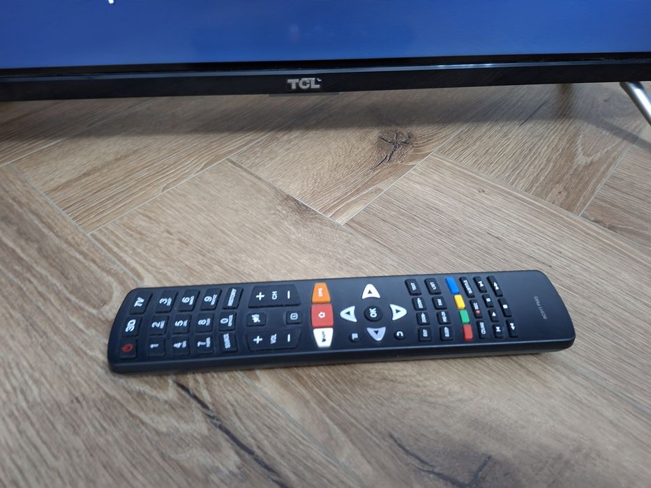 Продам телевизор     TSL