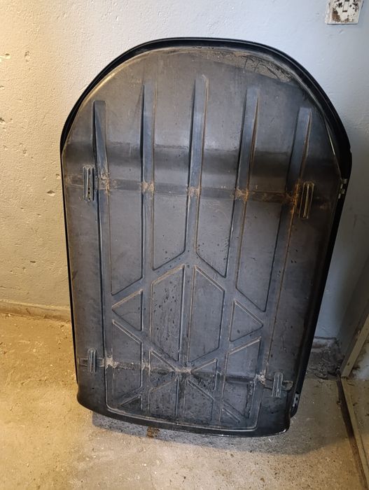 Продавам багажник за лек автомобил