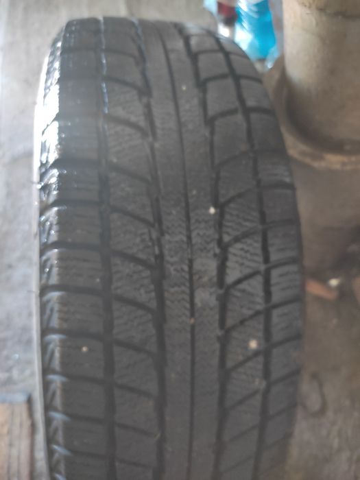 Автошины  ТРИАНЖЛ 215/60/17