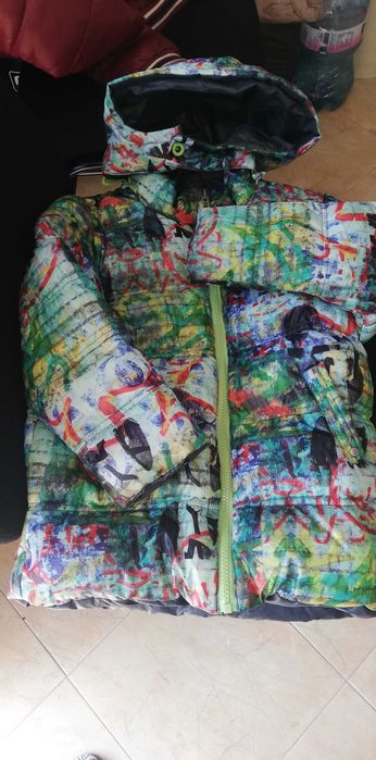 Ново Скиорско яке 128 см!  Яке.8г.us polo, 6г. boboli.
