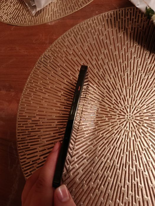 Продам айфон 13 про