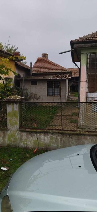 Продава се Къща в Брусарци - 100 кв.м за 230 €/кв.м - Снимка #2