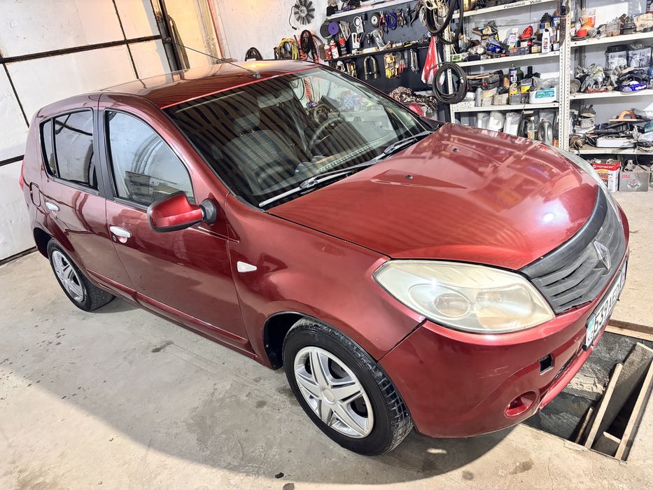 Продам машины 2011