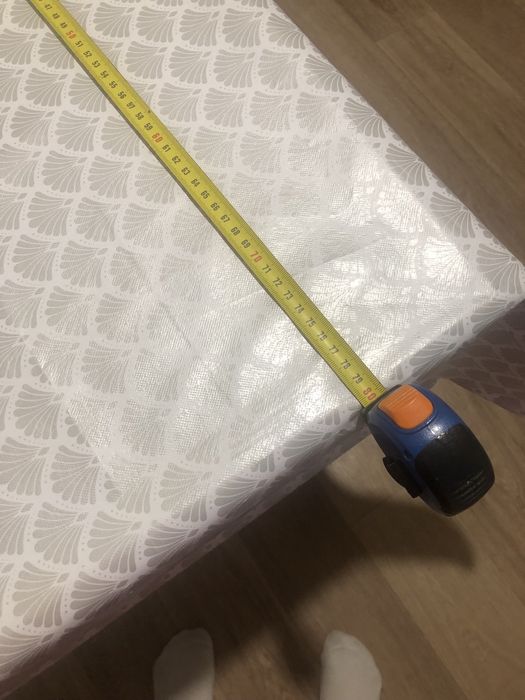 Продам стол куханый