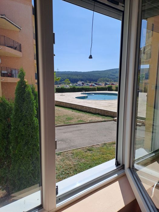 Отдавам двустаен апартамент