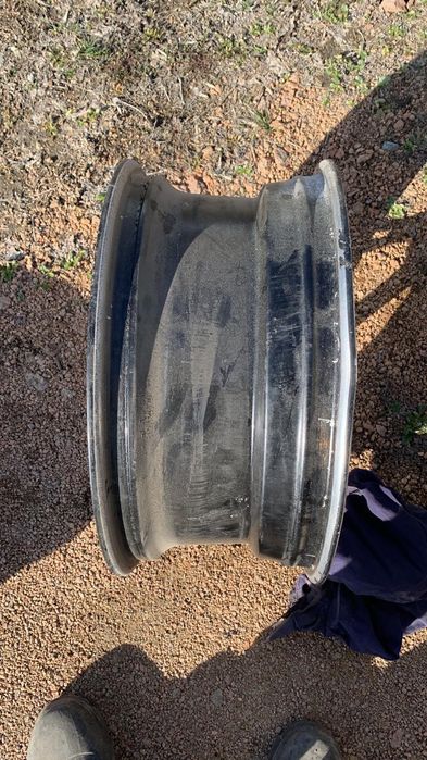 Диски, также резина на ниву