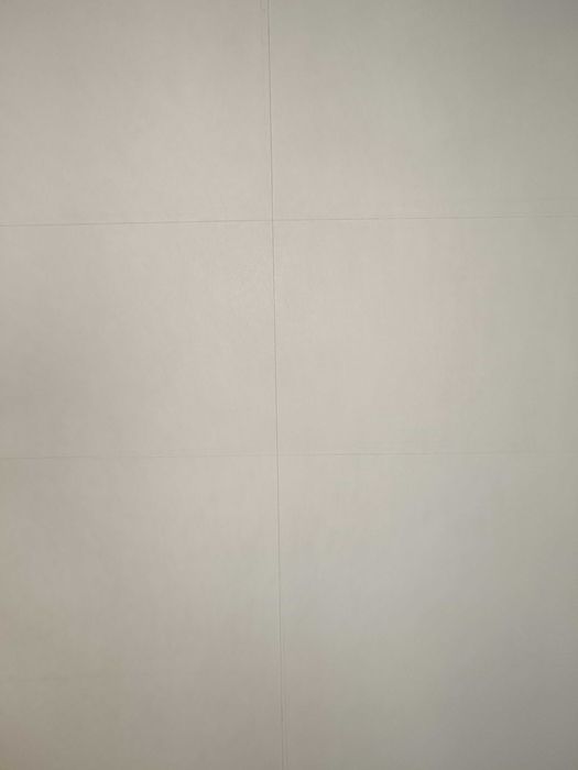 Бяла самозалепваща се матирана хартия за стикери и етикети