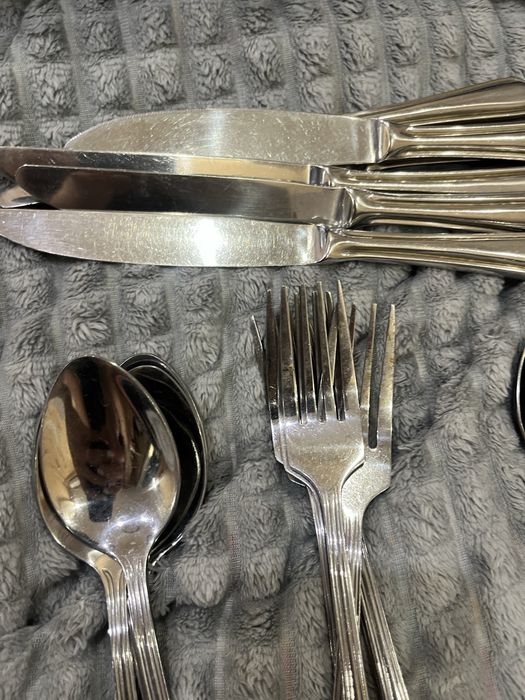 Столовые приборы б/у 24 предмета