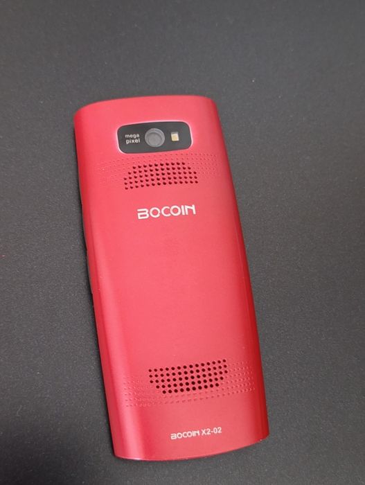 Продам кнопочный телефон