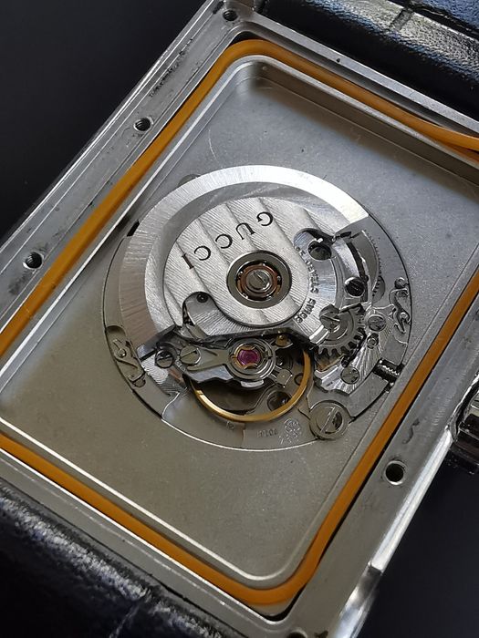 Ceas Gucci 8600M Automatic - Funcționează impecabil!